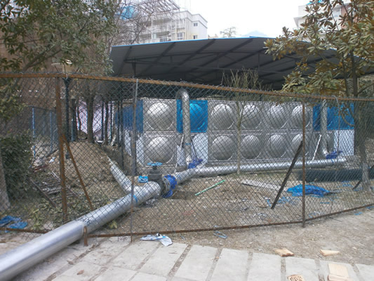 重慶黔龍集團水泵機組調(diào)試和水箱